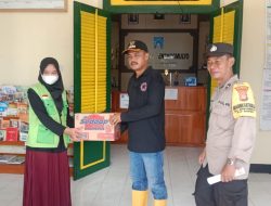 Untuk Meringankan Beban Masyarakat Yang Terkena Bencana Alam, Yayasan Kiwari Serahkan Bantuan
