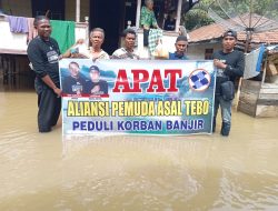 Peduli Korban Banjir,Aliansi Pemuda Asal Tebo(APAT) Salurkan 150 Paket Sembako
