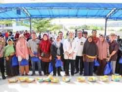 Sekdako Berterima Kasih, Marlin Selalu Ikut Bagikan Sembako hingga ke Belakangpadang