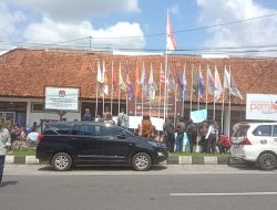 Akhirnya, KPU Sleman Klarifikasi Terkait Konsumsi Yang Kurang Pantas Saat Pelantikan Anggota KPPS