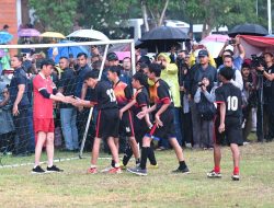 Sambut Lolosnya Timnas di Piala Asia, Presiden RI Main Bola Bareng Warga Sleman.
