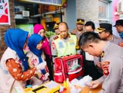 Tinjau Kegiatan Tim Yankes Terpadu, Irjen Rachmad Wibowo : Kita Jaga Kesehatan Petugas PPK