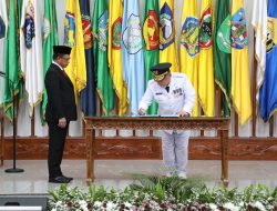 Mendagri Resmi Lantik Sekda SF Hariyanto sebagai Penjabat Gubernur Riau