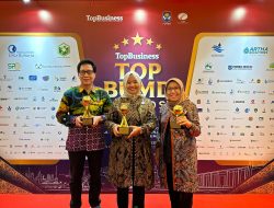 Direktur Utama PDAM Sleman Sebagai Top CEO BUMD 2024