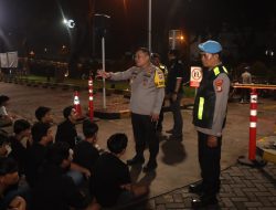 Kapolres Tangerang Selatan Bubarkan Kumpul-Kumpul Pada Malam Takbiran