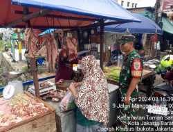 Pastikan Harga Sembako Stabil, Peltu Erwin Cek Harga Sembako di Wilayah