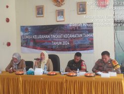 Lomba Kelurahan Tamansari, Dua Babinsa Koramil 01/Tamansari Hadiri Paparan Lurah Tangki