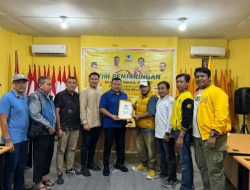 H. Dadi Sunarya Usfa Yusra Mendaftar Calon Bupati Melawi 2024 – 2029 di Partai Golkar Kabupaten Melawi