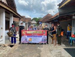 Cegah Penyebaran DBD, Polres Lampung Utara Lakukan Foging