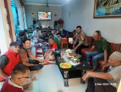 Aipda Anwar Bhabinkamtibmas Kelurahan Pegangsaan Berkunjung Dikediaman Ketua FKDM