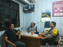 Aiptu Baktiar Memberikan Himbauan Kepada Ketua RW 06 Johar Baru