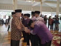 Wakil Gubernur DIY, Mengingatkan Para Calon Jemaah Haji Tentang Pentingnya Menjaga Kesehatan.