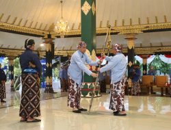Wakil Gubernur DIY, Bertindak Sebagai Pangageng Inspektur Upacara Peringatan Hari Jadi Kabupaten Sleman ke – 108 Tahun.