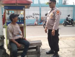 Kapolsubsektor Galur Sambangi Warganya di Jalan Pangkalan Asem