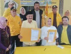 Mantan Wawako Pangkalpinang dan Mantan Sekda kota Pangkalpinang, Sama – sama Mengembalikan Formulir ke DPC Partai Golkar