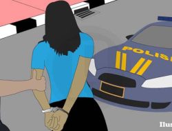 Istri Kepala Desa Dijemput Polisi Gegara Potong Dana Bansos