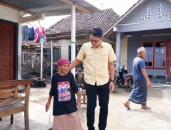 Kunjungi Korban Kebakaran dan Sambangi Warga Disabilitas dan Lansia, Wakil Bupati Sleman Beri Bantuan Berupa Nutrisi.