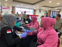 Peringati HKGB Ke-72, Bhayangkari Cabang Tangsel Gelar Donor darah ”Bhayangkari Peduli”