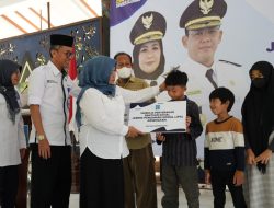 Serahkan Bantuan Program Jaringan Pengamanan Sosial, Bupati Sleman Berharap Dapat di Manfaatkan Dengan Baik