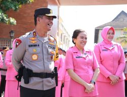 Resmi Menjadi Purnawirawan 26 Personel Polda DIY, Menerima Penghargaan dari Kapolda.
