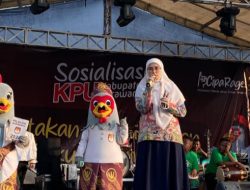 komisi Pemilihan Umum (KPU) Kabupaten Karawang Menggelar Sosialisasi dan Memperkenalkan Maskot Ciparage Kepada Masyarakat