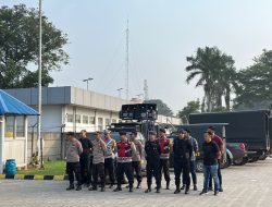 Polres Serang Melaksanakan Apel Pengamanan Aksi Damai Jilid V dari Presidium Masyarakat Banten Bersatu (MBB) ke PT. Nikomas Gemilang