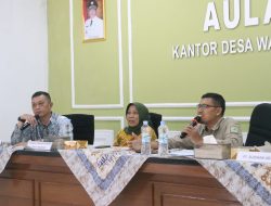 Disnakertrans Bersama Disdukcapil Karawang Berikan Edukasi dan Motivasi Pekerja Migran Indonesia