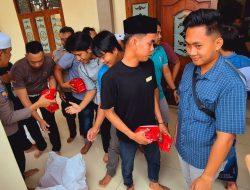 Polres Serang Gelar Jumat Berkah Bagikan Nasi Kotak Kepada Jamaah Masjid As Salam Polres Serang