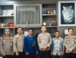 Polres Bogor Laksanakan Giat Jumat Curhat yang Langsung di Pimpin Kapolres Bogor Dalam Mendengarkan Keluh Kesah Curhatan Warga Masyarakat Kabupaten Bogor
