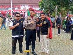 Rempah Presisi Polsek Sepatan Mengikuti Upacara Bendera Dengan Khidmat di Lapangan Kecamatan Sepatan