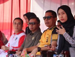 Kapolres Lahat AKBP God Sinaga Hadiri Karnaval Meriahkan Hari Kemerdekaan RI Ke.79 Di Kabupaten Lahat