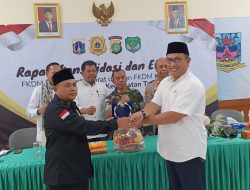 Rapat Konsolidasi dan Evaluasi FKDM Jakarta Barat Bersama FKDM Kecamatan dan Kelurahan Se-Kecamatan Tambora