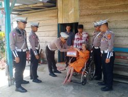 Polres Lampung Barat Wujudkan Kepedulian Sosial Melalui Program Jumat Berkah