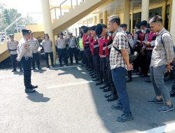 Polres Lahat Kawal Aksi unjuk Rasa Dari PERS LAHAT BERSATU (PLB) Mengawal Marwah Dan Intrgritas Jurnalis Di Halaman Kantor DPRD Kabupaten Lahat