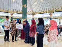 Pemkab Sleman Serahkan Bantuan Sosial Untuk Perempuan dan Generasi Muda Sleman