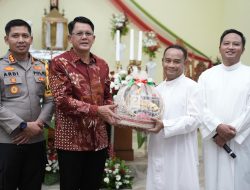 Pastikan Perayaan Natal Damai dan Kondusif, Wakil Bupati Sleman Pantau Sejumlah Gereja