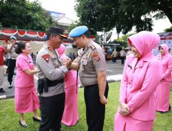 Terhitung Mulai 1 Januari 2025, 299 Personel Polri dan PNS Polri Polda DIY Resmi Menyandang Pangkat Satu Tingkat Lebih Tinggi
