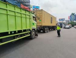Pembatasan Kendaraan di Libur Nataru, Polresta Tangerang Putar Balikan Kendaraan Angkutan Barang