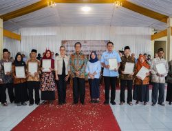 Berikan Kepastian Hukum Pemanfaatan Sultan Ground, Gubernur DIY Serahkan 222 Serat Palilah