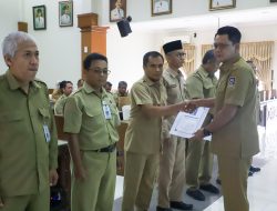 Wakil Bupati Sleman, Serahkan SK Pelaksana Tugas Pejabat Tinggi Pratama