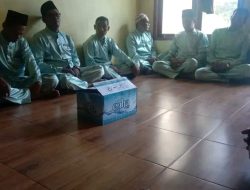 Pemdes Ulu Pulau Takziah ke Kediaman Orang Tua Pj Kepala Desa Ulu Pulau