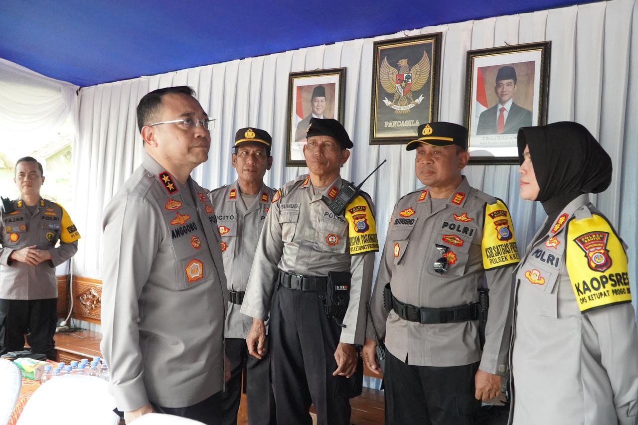 Kapolda DIY, sedang berada di Posko Polres Bantul