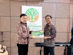 Bupati Meranti Serahkan Usulan Pelepasan Kawasan Hutan ke Menteri Kehutanan