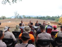 Kapolres Melawi Memberi Motivasi dan Semangat Kepada Kelompok Tani