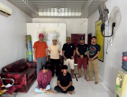 GEGER! Dua Pria Diduga LGBT Live Mesum di TikTok dari Wisma di Bengkalis, Polisi Bertindak Cepat
