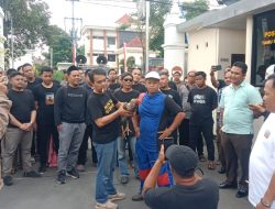 Tidak Tepati Janji, Puluhan Massa Kembali Demo di Kantor Kejari Sleman
