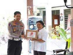 Dirlantas Polda DIY dan Jajarannya, Bawa Kebahagian ke Panti Wreda HANNA