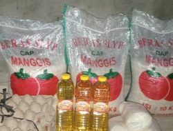 Bantuan Pangan Non Tunai diganti Sembako, Rumah Kades Karya Sakti di Gruduk Masa