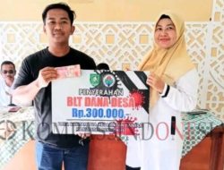 Wujud Kepedulian, Pemdes Bantan Tua Salurkan BLT untuk 35 Warga Kurang Mampu