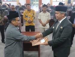 DPRD Dan Pemerintah Kabupaten Taput Sepakat Menandatangani Persetujuan Bersama atas Ranperda Perubahan APBD tahun 2025